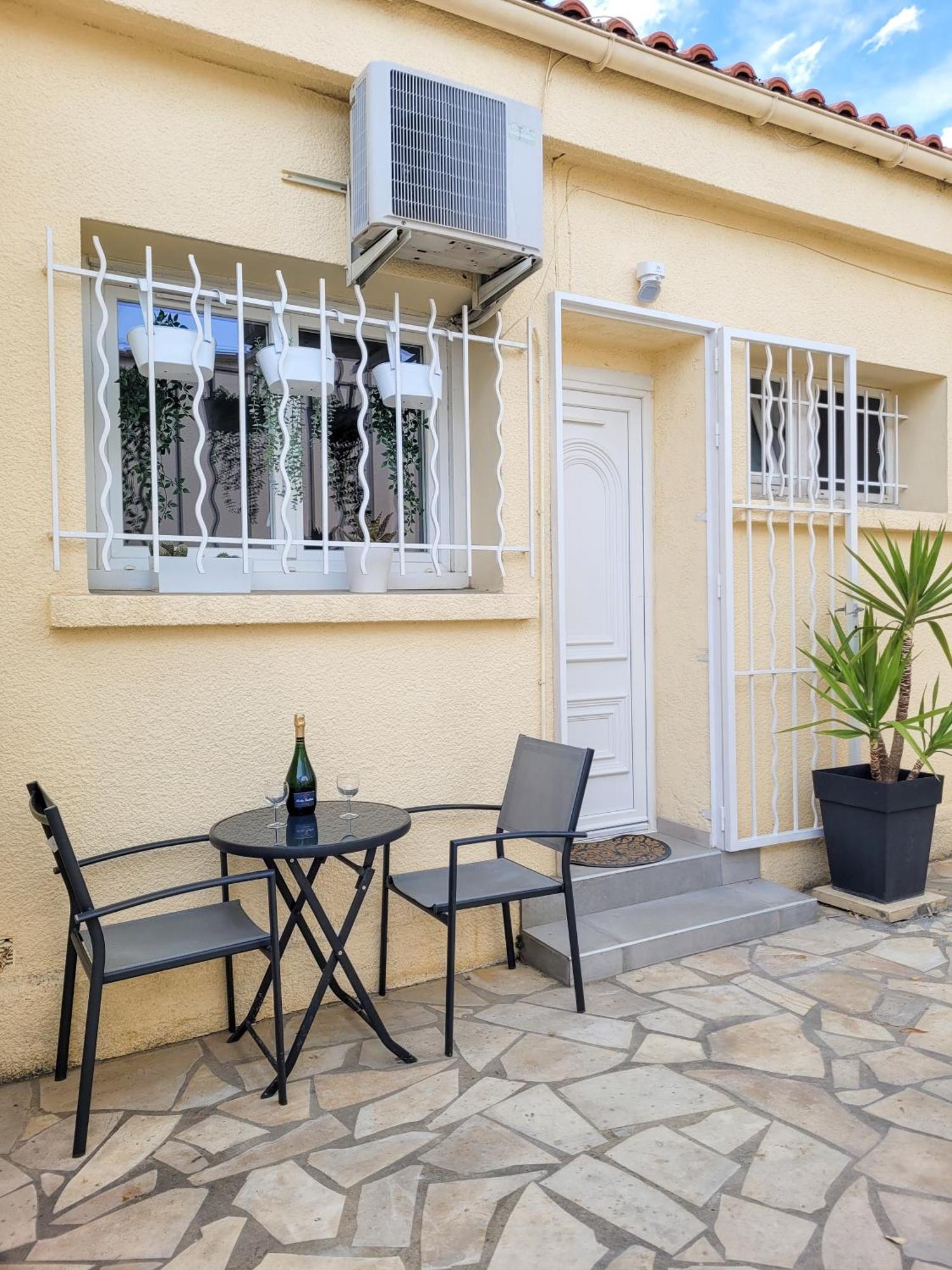 Chambre Climatisee Lit Double - Proche Tram & Centre Montpellier Luaran gambar