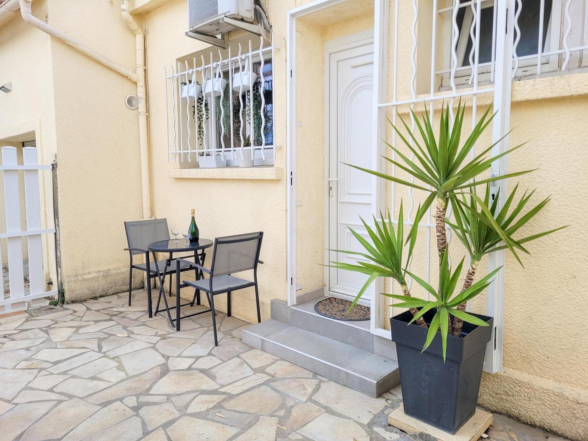 Chambre Climatisee Lit Double - Proche Tram & Centre Montpellier Luaran gambar